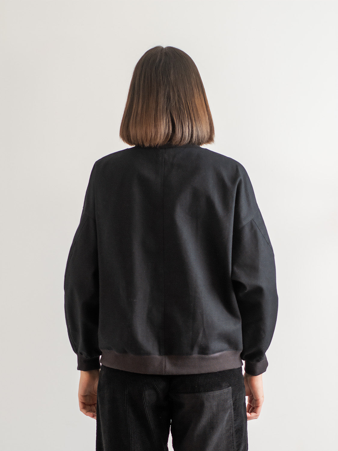 Black Canvas Pullover – Organic Cotton