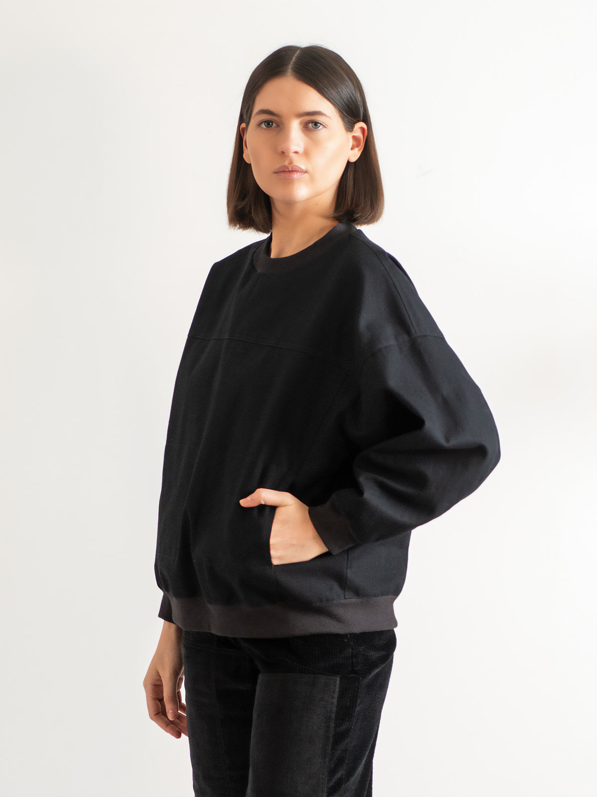 Black Canvas Pullover – Organic Cotton